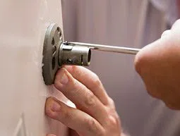 Security Locksmith Services Avondale, AZ 623-518-1112 - 18-Emergency-Opening
